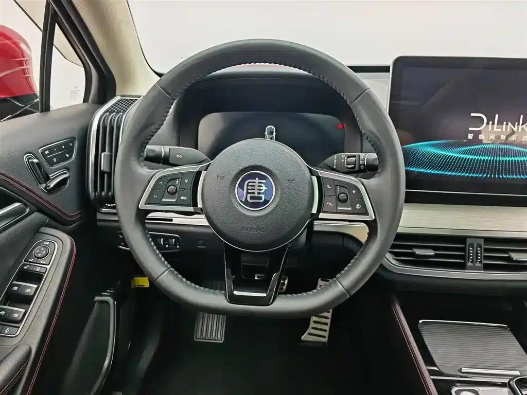 Tang New Energy 2018 DM 2.0T All-Wheel Drive Intelligent Leading Edition 7-Seater National V Emission Standard — миниатюра 11
