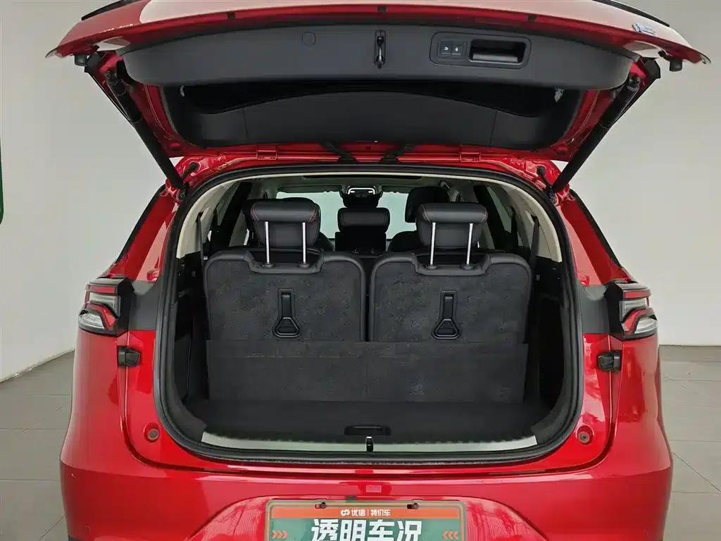 Tang New Energy 2018 DM 2.0T All-Wheel Drive Intelligent Leading Edition 7-Seater National V Emission Standard — миниатюра 16