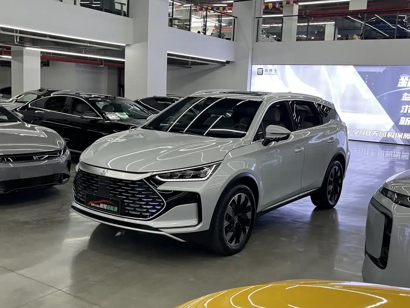 Tang New Energy 2024 DM-i Glory Edition 112KM Premium Model — миниатюра 1
