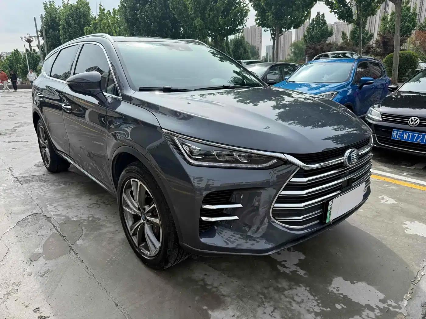 Tang New Energy 2018 DM 2.0T All-Wheel Drive Intelligent Connectivity Enjoyment Edition 7-Seater National V Emission Standard — миниатюра 3