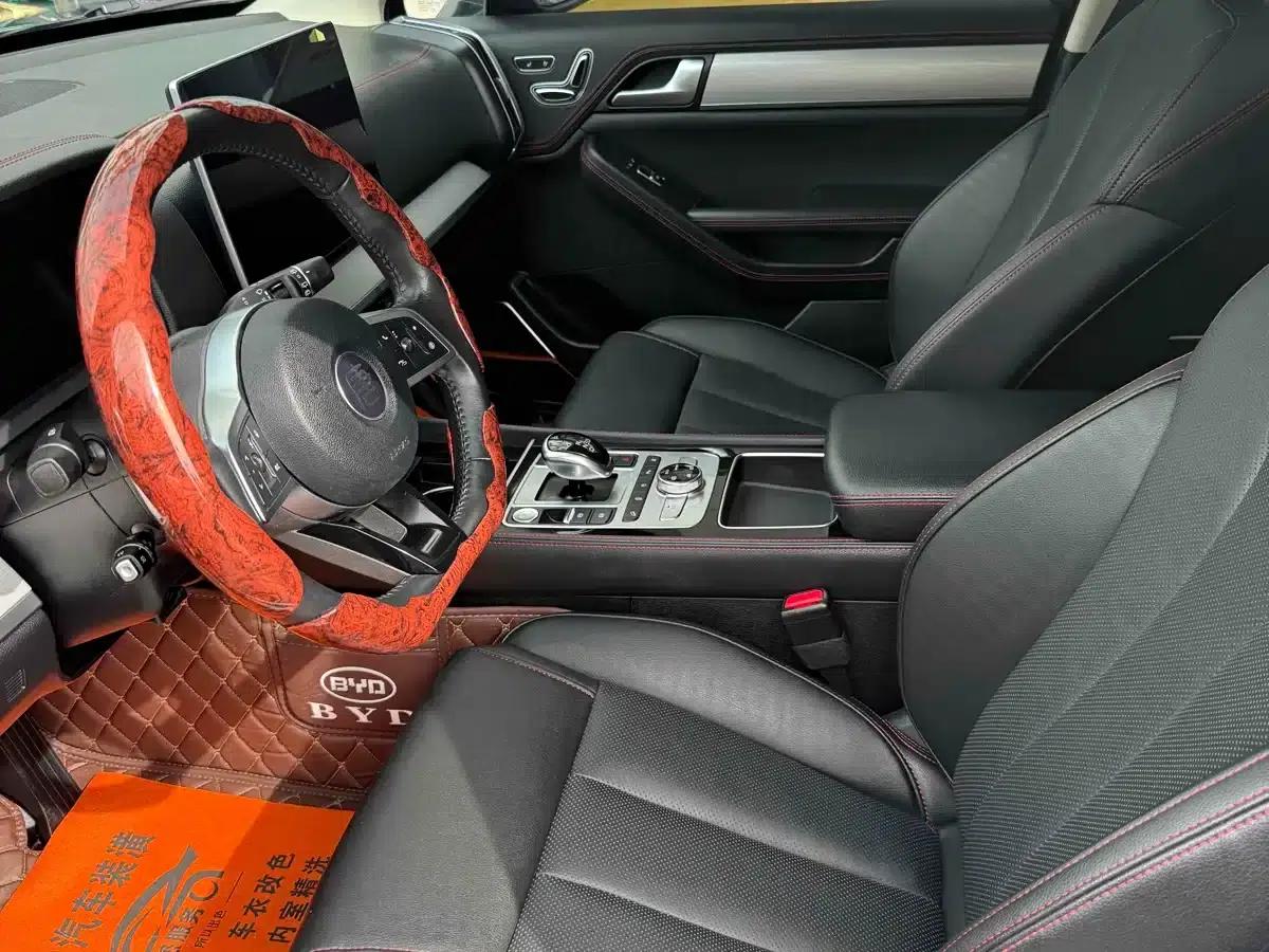 Tang New Energy 2018 DM 2.0T All-Wheel Drive Intelligent Connectivity Enjoyment Edition 7-Seater National V Emission Standard — миниатюра 6