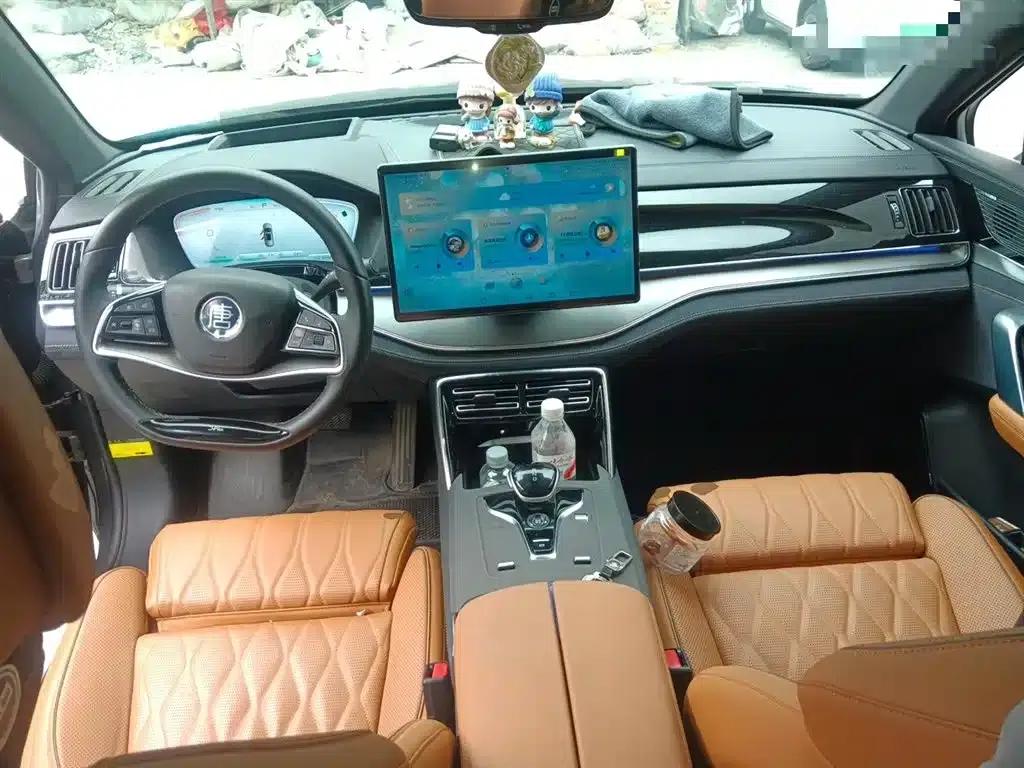 Tang New Energy 2023 DM-i Champion Edition 112KM Premium Model — миниатюра 6