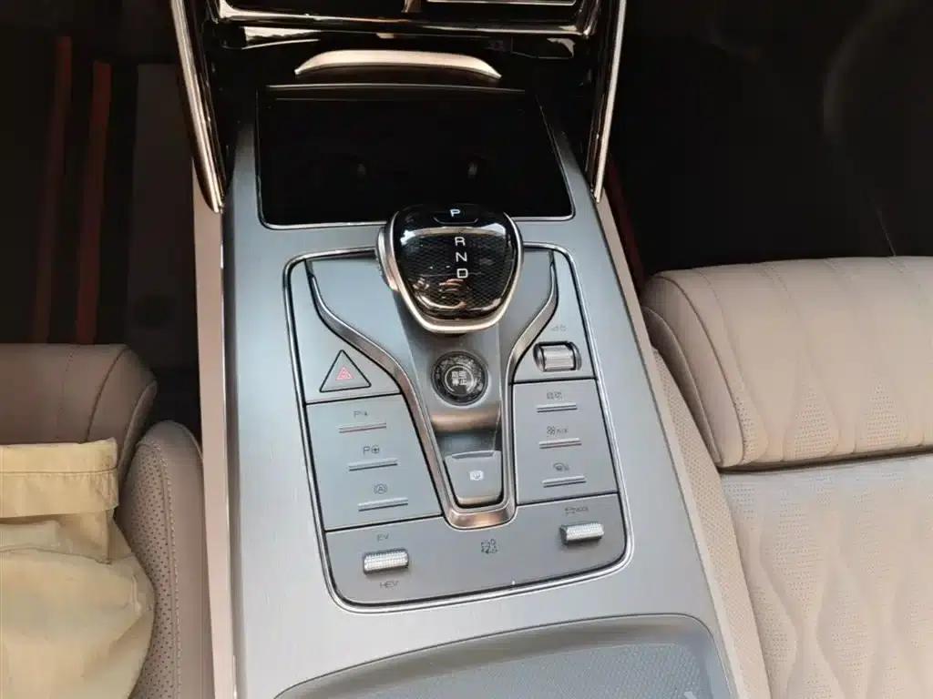 Tang New Energy 2025 Smart Driving Edition DM-i 115KM Flagship Model — миниатюра 14