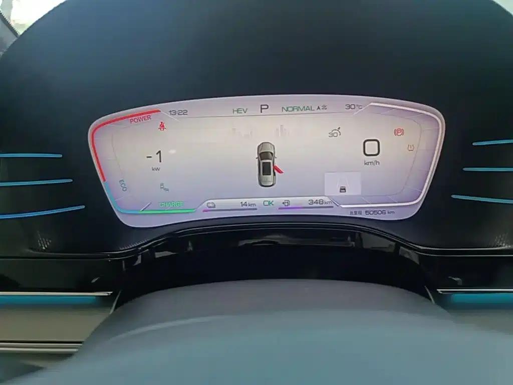 Tang New Energy 2022 DM-p 215KM 4WD Flagship Edition — миниатюра 12