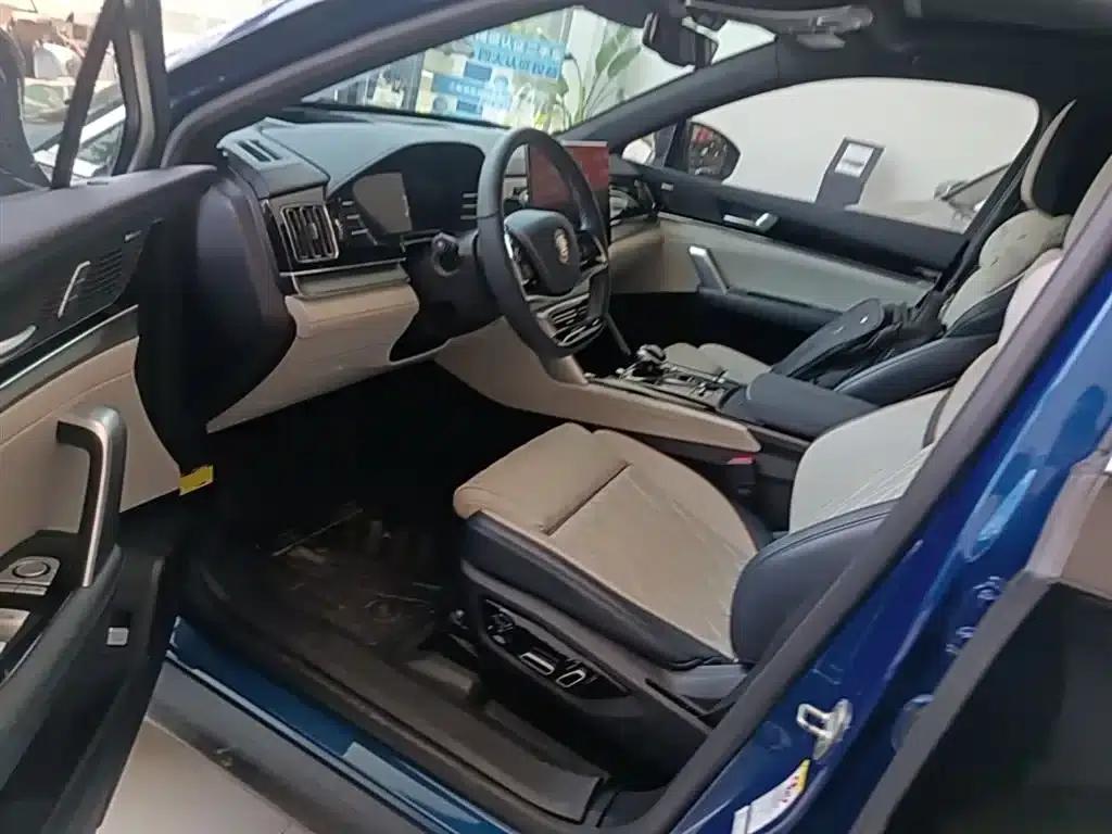 Tang New Energy 2022 DM-p 215KM 4WD Flagship Edition — миниатюра 16