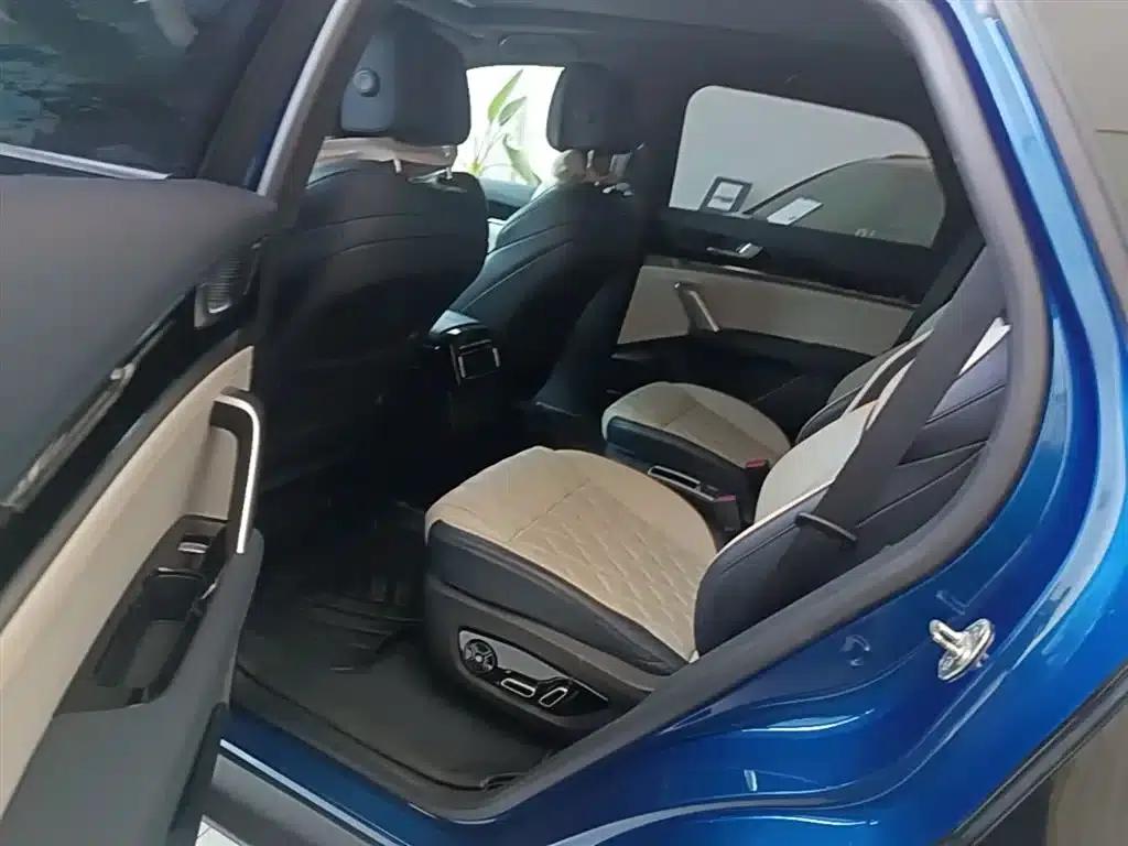 Tang New Energy 2022 DM-p 215KM 4WD Flagship Edition — миниатюра 17