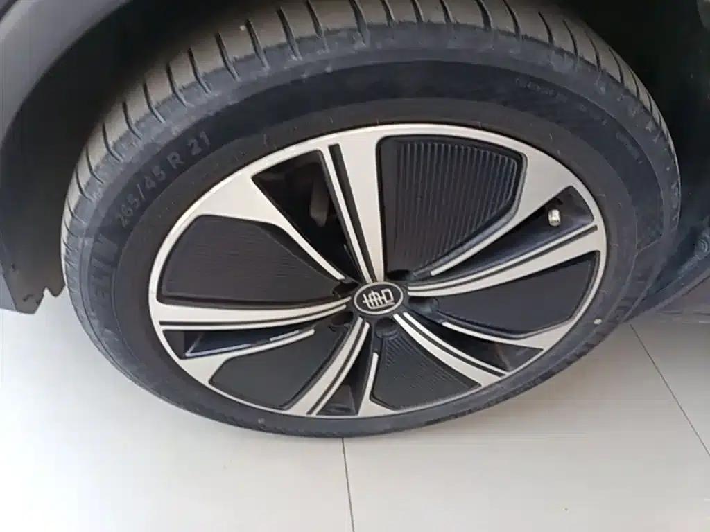 Tang New Energy 2022 DM-p 215KM 4WD Flagship Edition — миниатюра 23