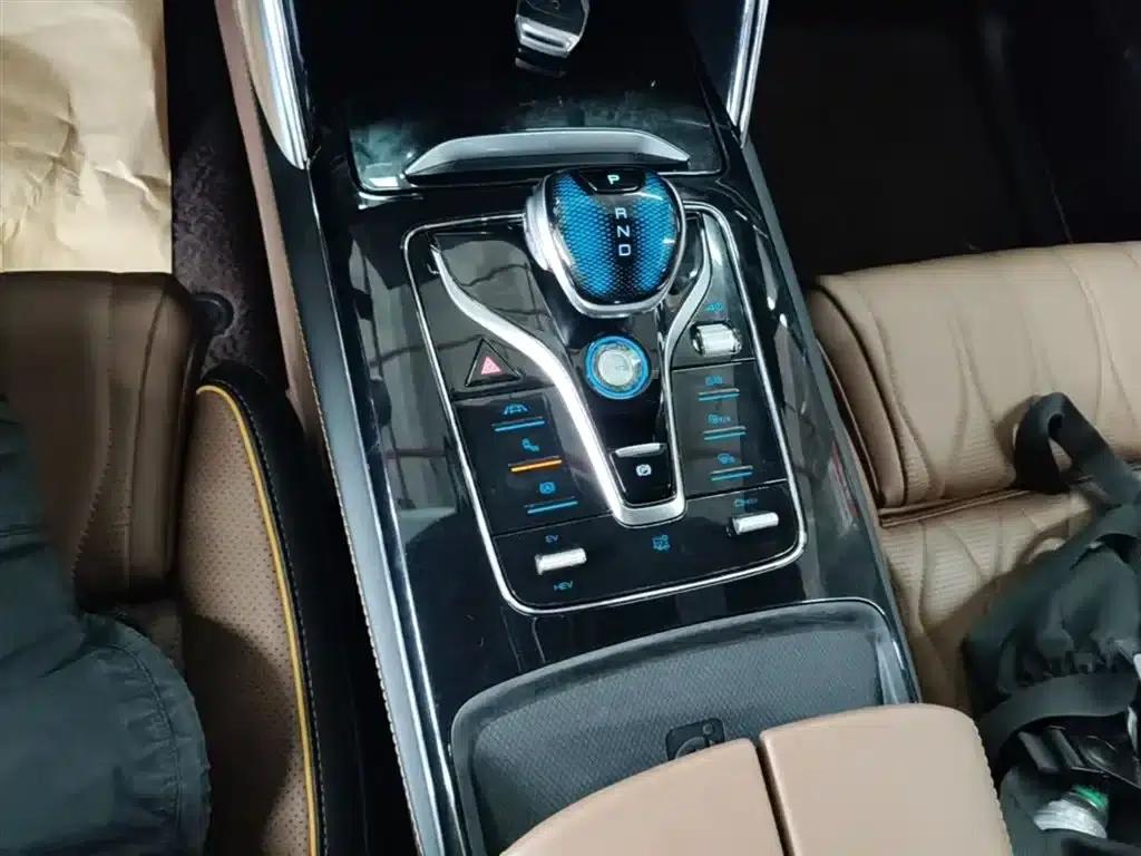 Tang New Energy 2021 DM-i 112KM Premium Edition — миниатюра 14