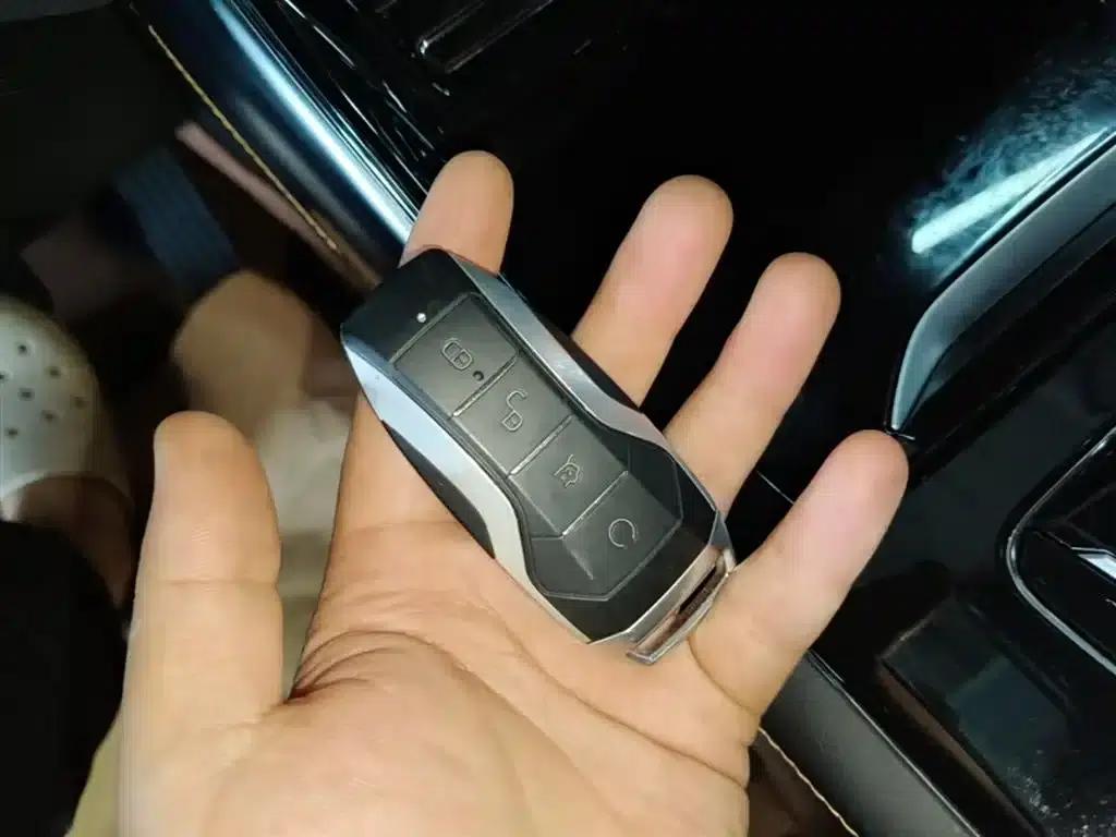 Tang New Energy 2021 DM-i 112KM Premium Edition — миниатюра 9