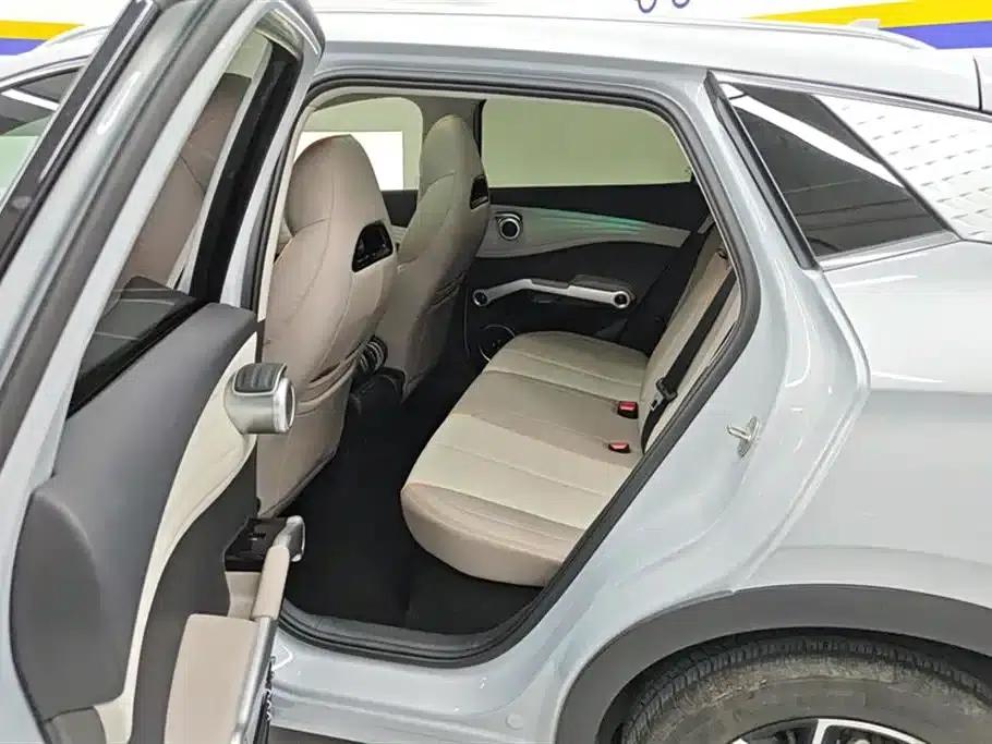 Yuan PLUS 2024 Glory Edition 430KM Superior Model — миниатюра 11