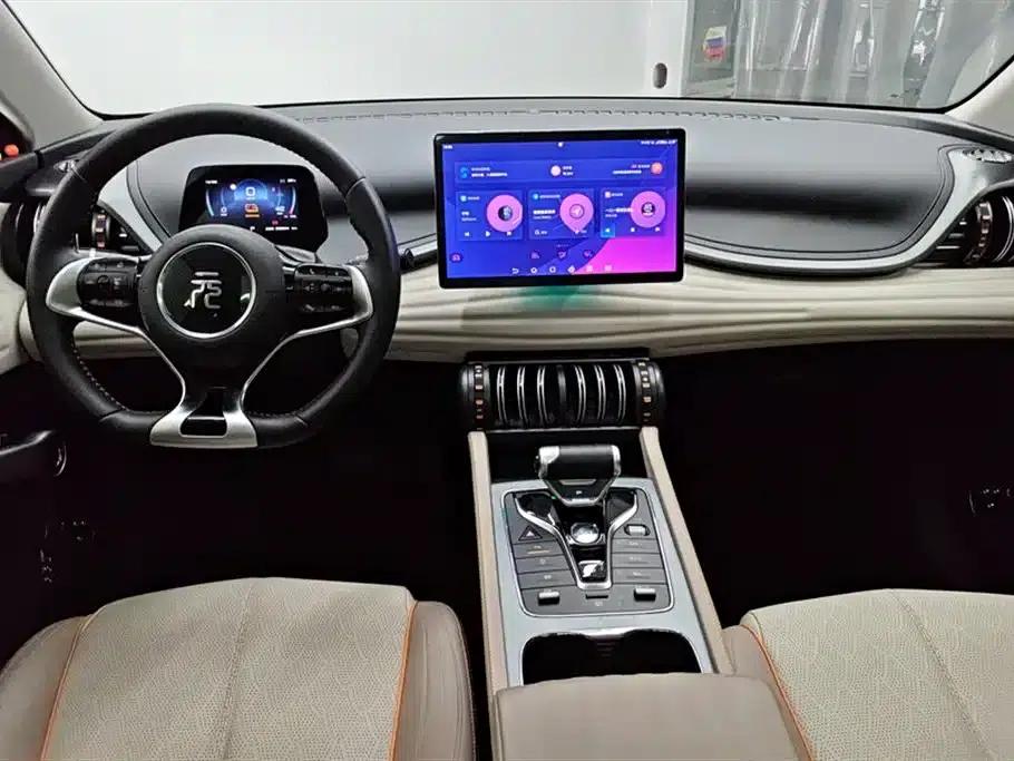 Yuan PLUS 2024 Glory Edition 430KM Superior Model — миниатюра 12