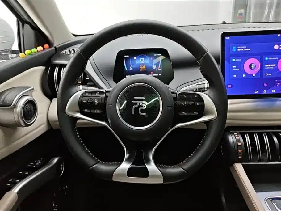 Yuan PLUS 2024 Glory Edition 430KM Superior Model — миниатюра 15