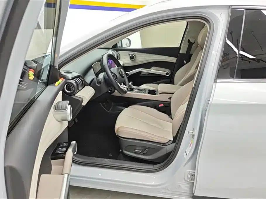 Yuan PLUS 2024 Glory Edition 430KM Superior Model — миниатюра 9
