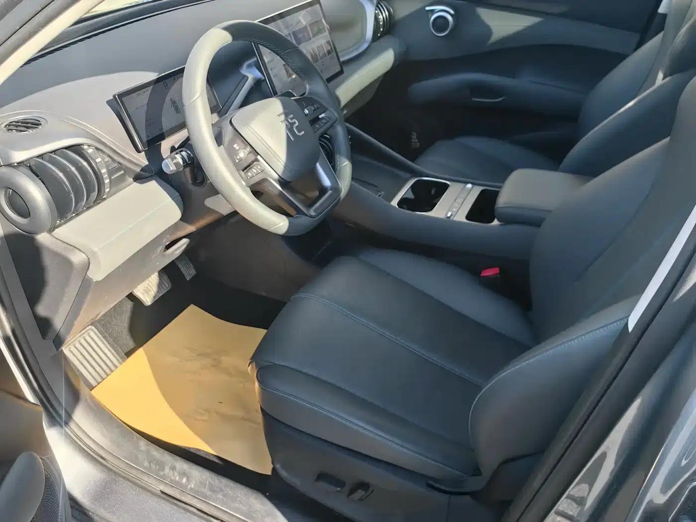 Yuan PLUS 2025 Intelligent Driving Edition 510KM Superior Model — миниатюра 3