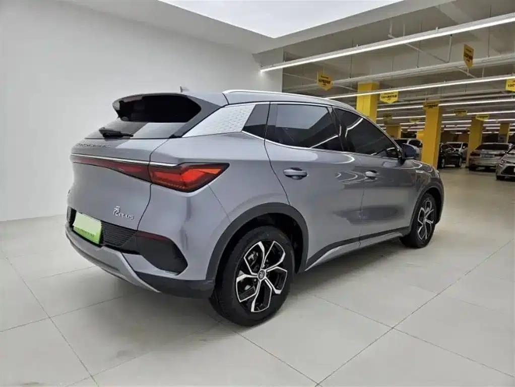 Yuan Plus 2022 430KM Premium — миниатюра 3
