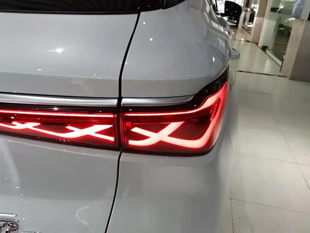 Yuan PLUS 2025 Intelligent Driving Edition 430KM Superior Model — миниатюра 8