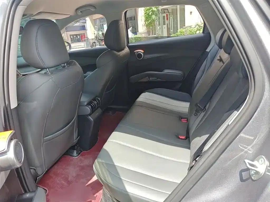 Yuan PLUS 2025 Smart Driving Edition 510KM Leading Model — миниатюра 17