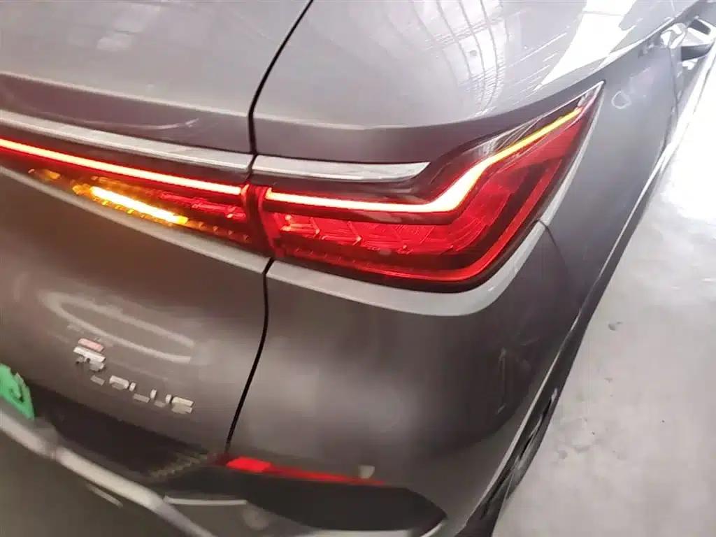 Yuan Plus 2023 Champion Edition 430KM Super Model — миниатюра 8