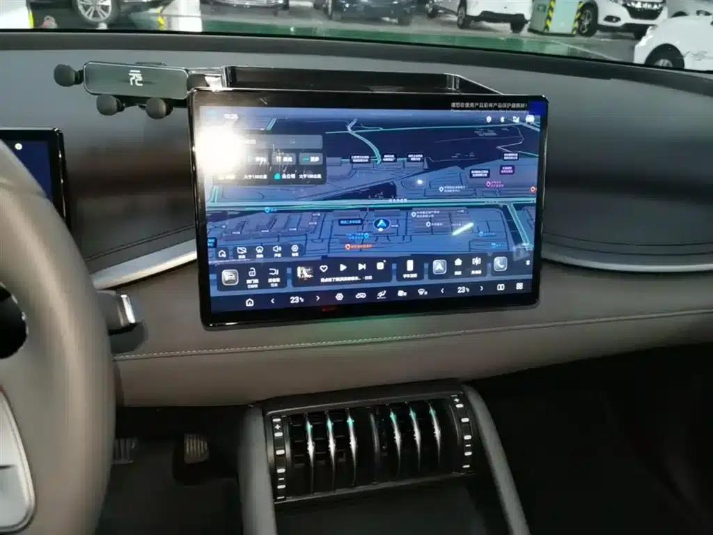 Yuan PLUS 2025 Intelligent Driving Edition 510KM Superior Model — миниатюра 13