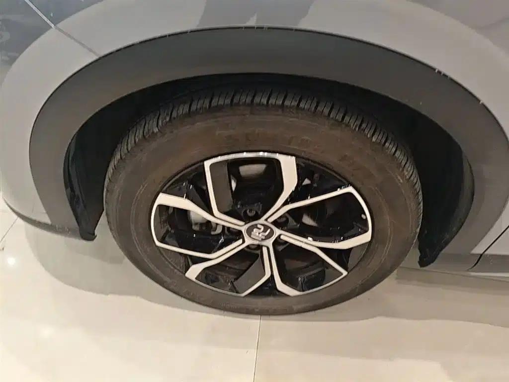 Yuan Plus 2022 430KM Premium — миниатюра 23