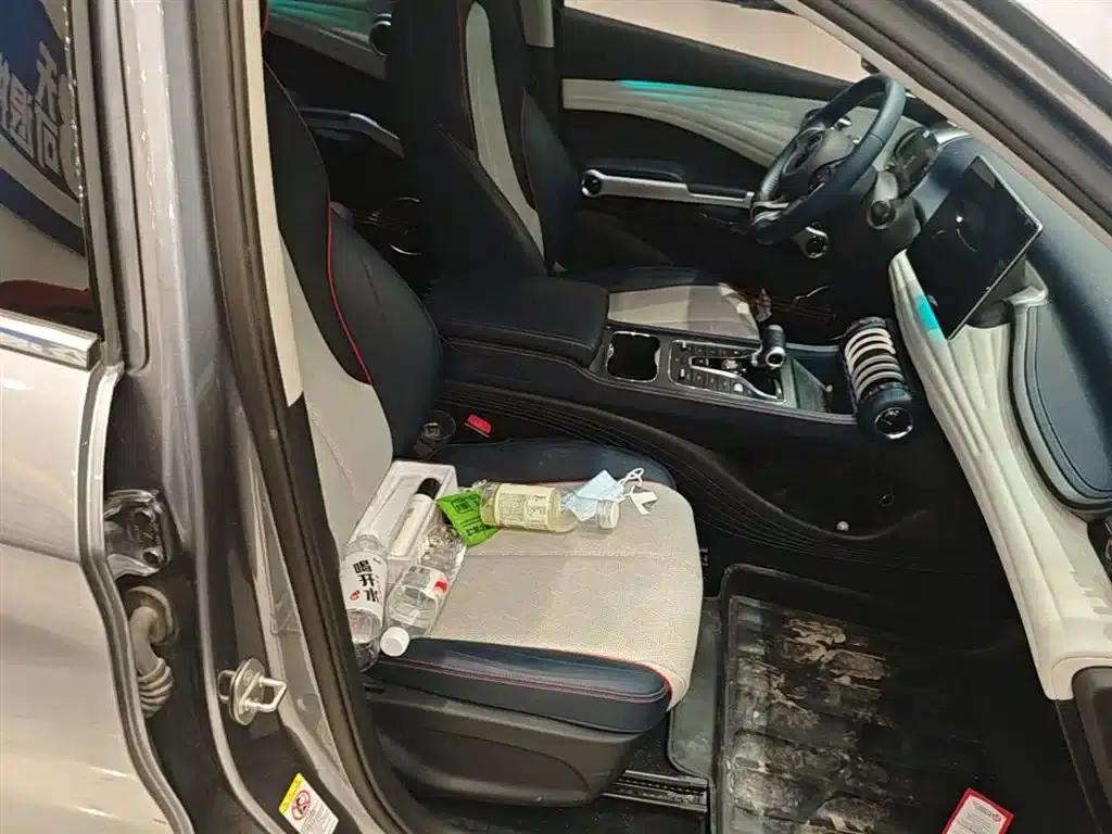 Yuan Plus 2022 430KM Premium — миниатюра 25