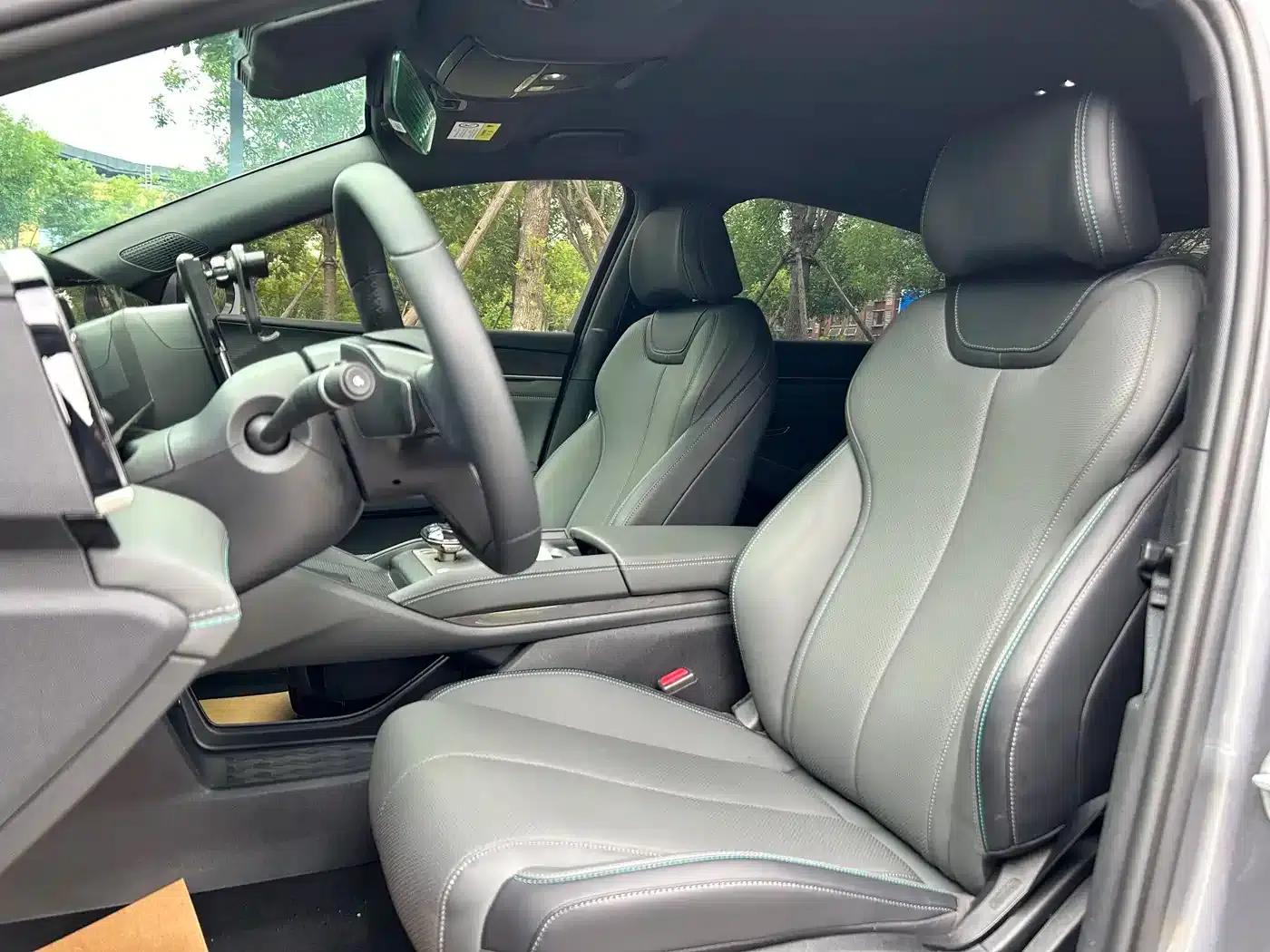 Qin L 2025 DM-i Intelligent Driving Edition 80KM Leading Model — миниатюра 13