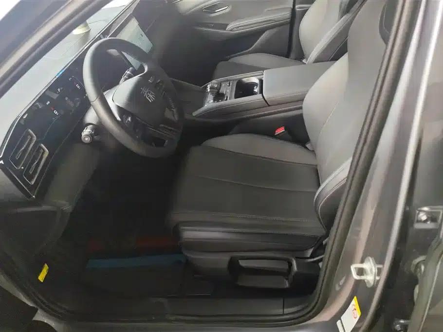 Qin L 2024 DM-i 80KM Leading Edition — миниатюра 9