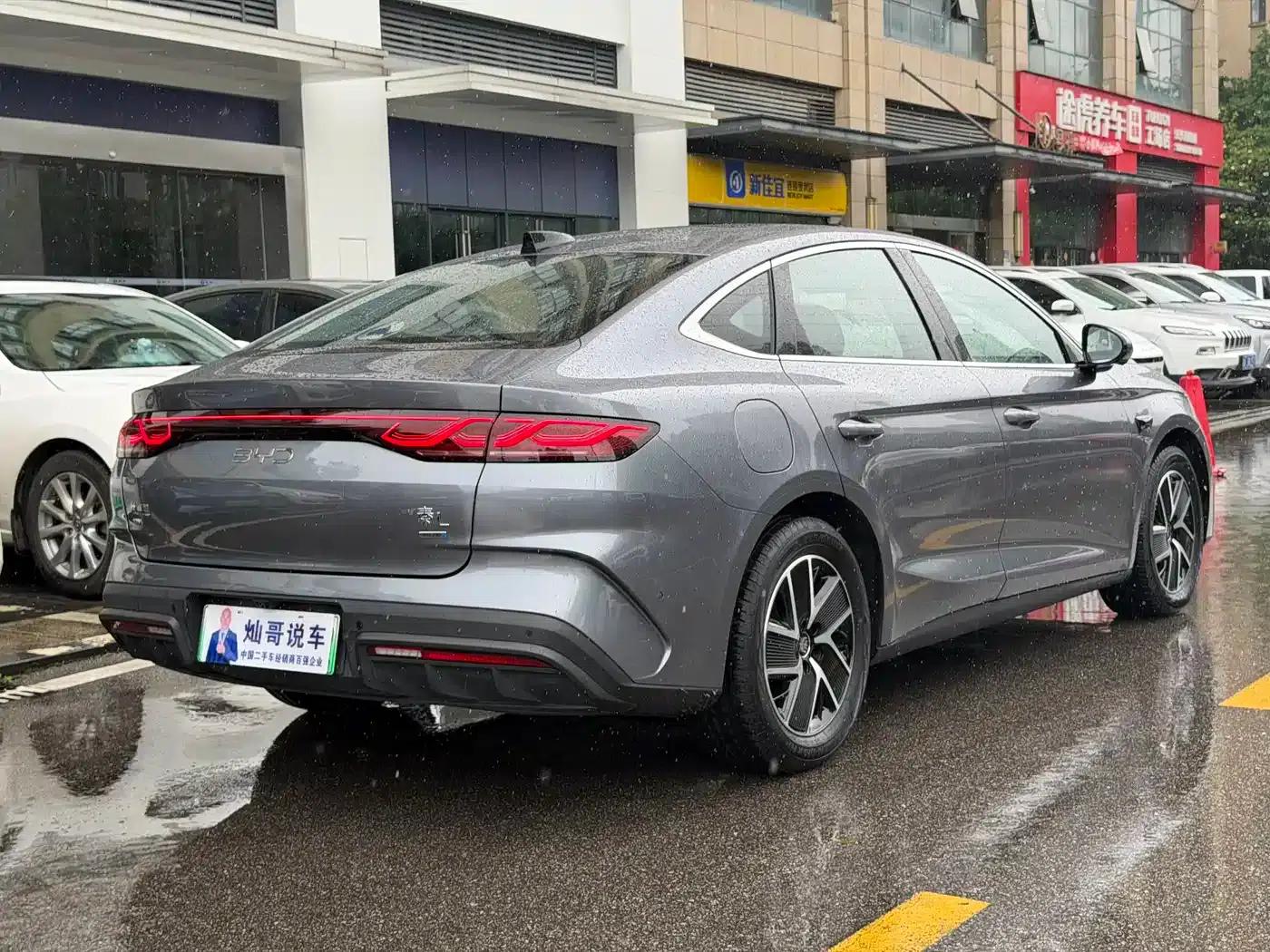 Qin L 2025 DM-i Intelligent Driving Edition 120KM Superior Model — миниатюра 14