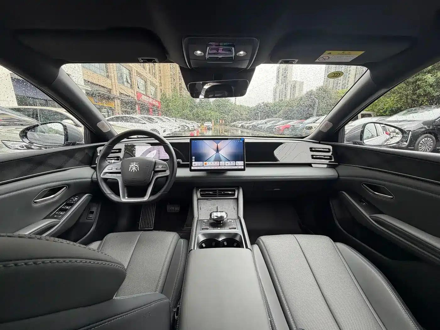 Qin L 2025 DM-i Intelligent Driving Edition 120KM Superior Model — миниатюра 8