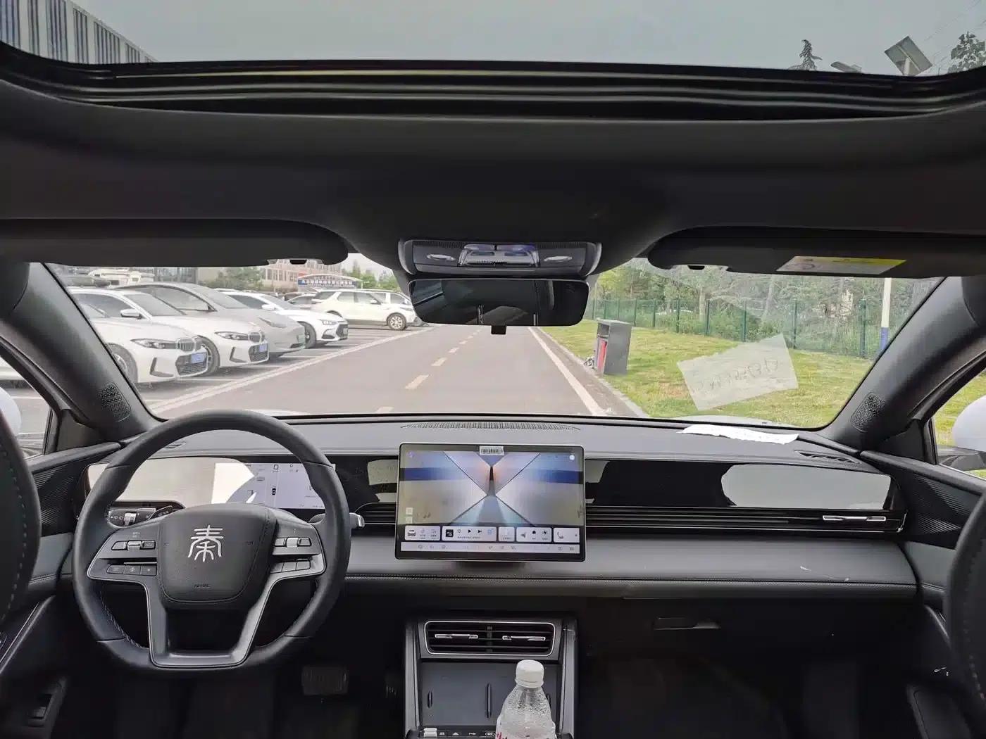 Qin L 2025 EV 470KM Leading Edition — миниатюра 4