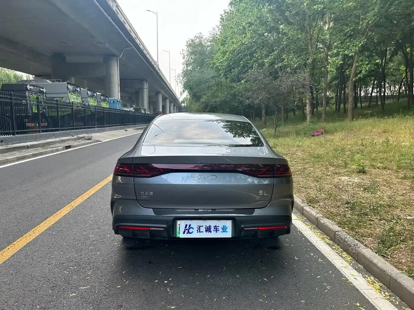 Qin L 2024 DM-i 80KM Leading Edition — миниатюра 5