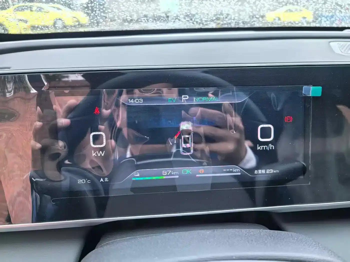 Qin L 2026 DM-i 128KM Progressive Edition — миниатюра 8