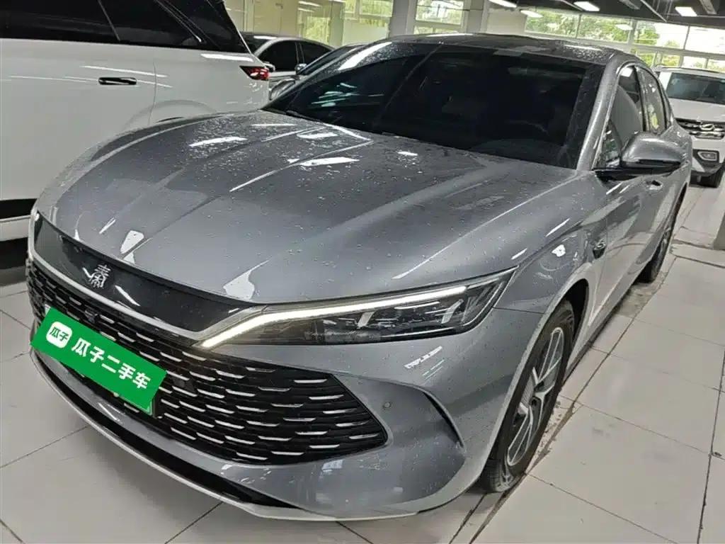 Qin L 2025 DM-i Intelligent Driving Edition 120KM Leading Model — миниатюра 1