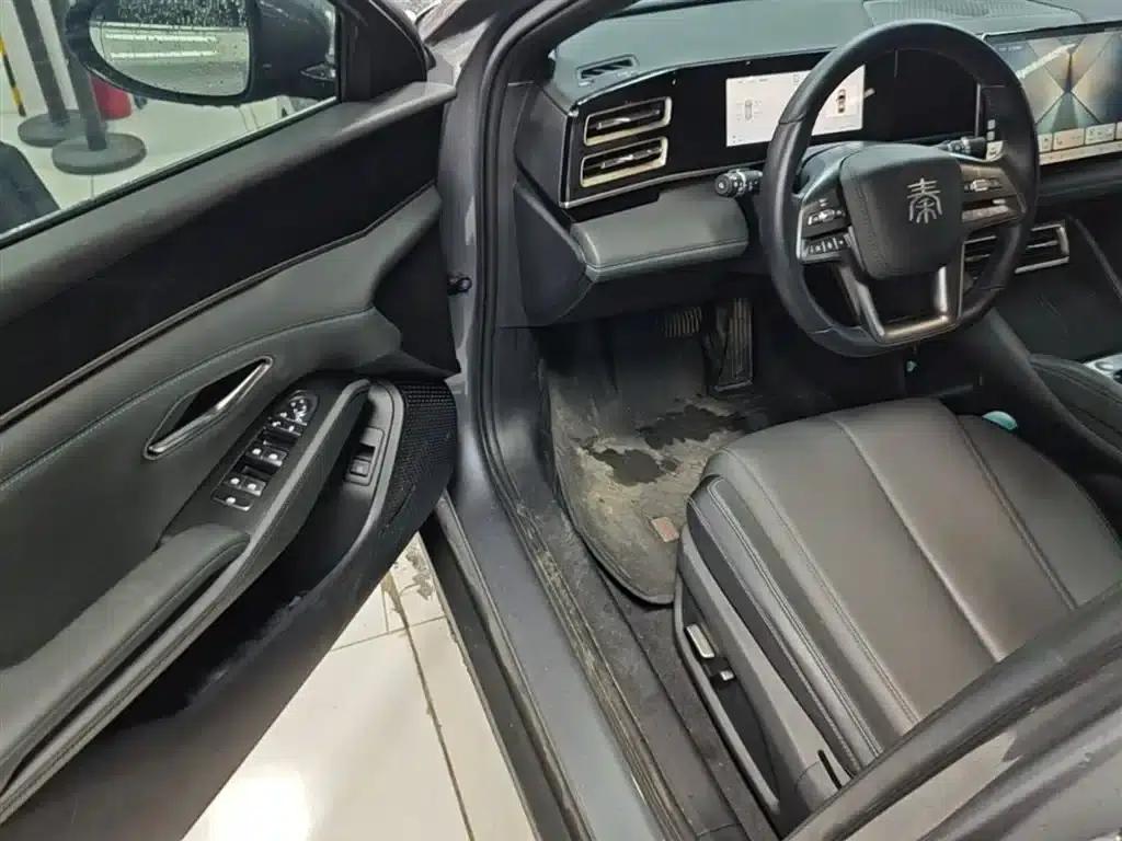 Qin L 2025 DM-i Intelligent Driving Edition 120KM Leading Model — миниатюра 16