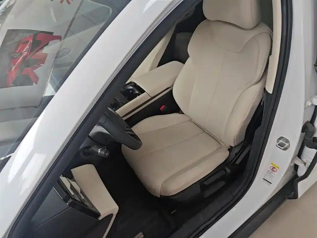 Qin L 2024 DM-i 80KM Leading Edition — миниатюра 15