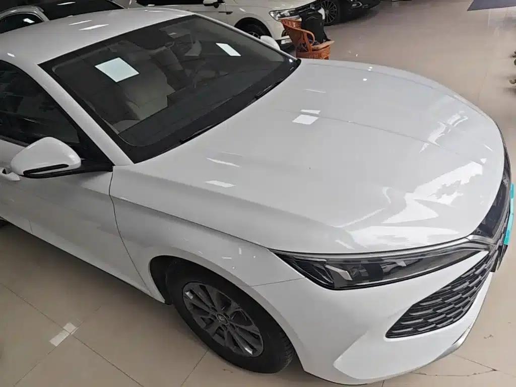Qin L 2024 DM-i 80KM Leading Edition — миниатюра 4
