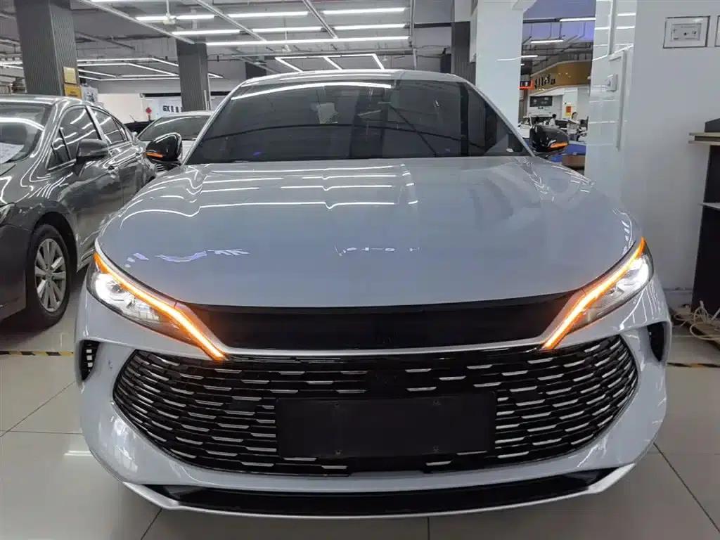 Qin L 2025 DM-i Intelligent Driving Edition 80KM Leading Model — миниатюра 3