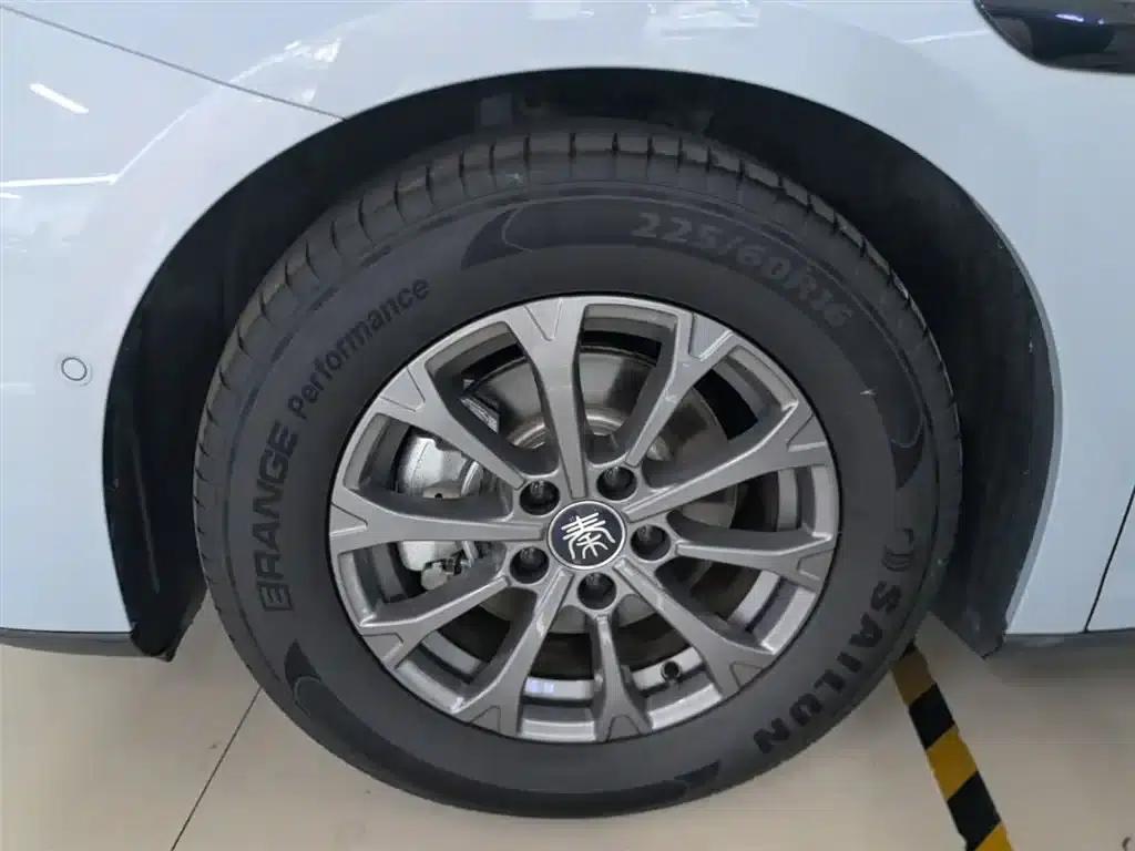 Qin L 2025 DM-i Intelligent Driving Edition 80KM Leading Model — миниатюра 23