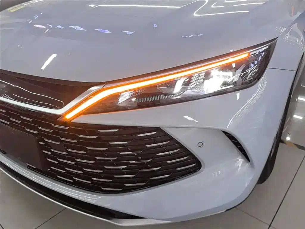 Qin L 2025 DM-i Intelligent Driving Edition 80KM Leading Model — миниатюра 24