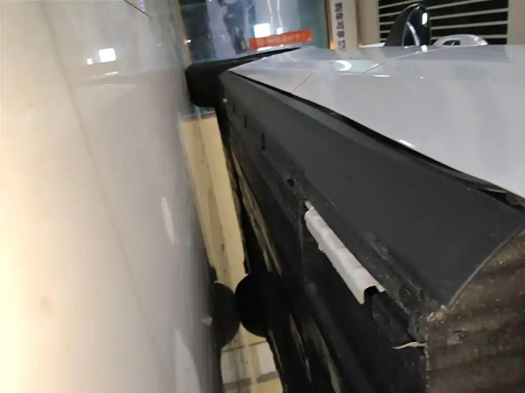 Qin L 2024 DM-i 80KM Leading Edition — миниатюра 22