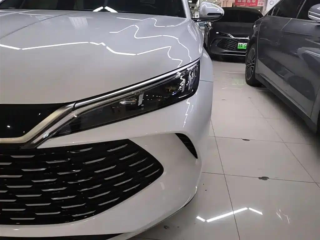 Qin L 2024 DM-i 80KM Leading Edition — миниатюра 24