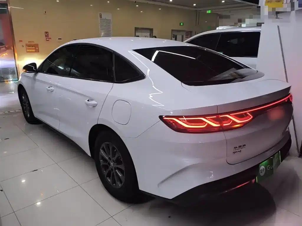 Qin L 2024 DM-i 80KM Leading Edition — миниатюра 5