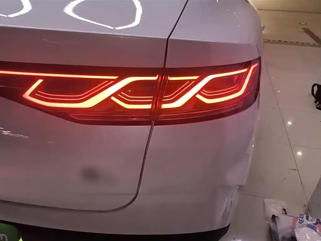 Qin L 2024 DM-i 80KM Leading Edition — миниатюра 8