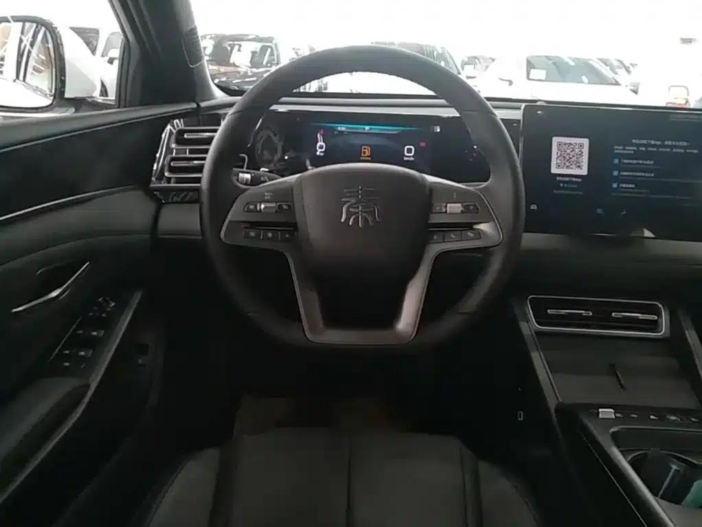 Qin L 2026 DM-i 128KM Progressive Edition — миниатюра 11