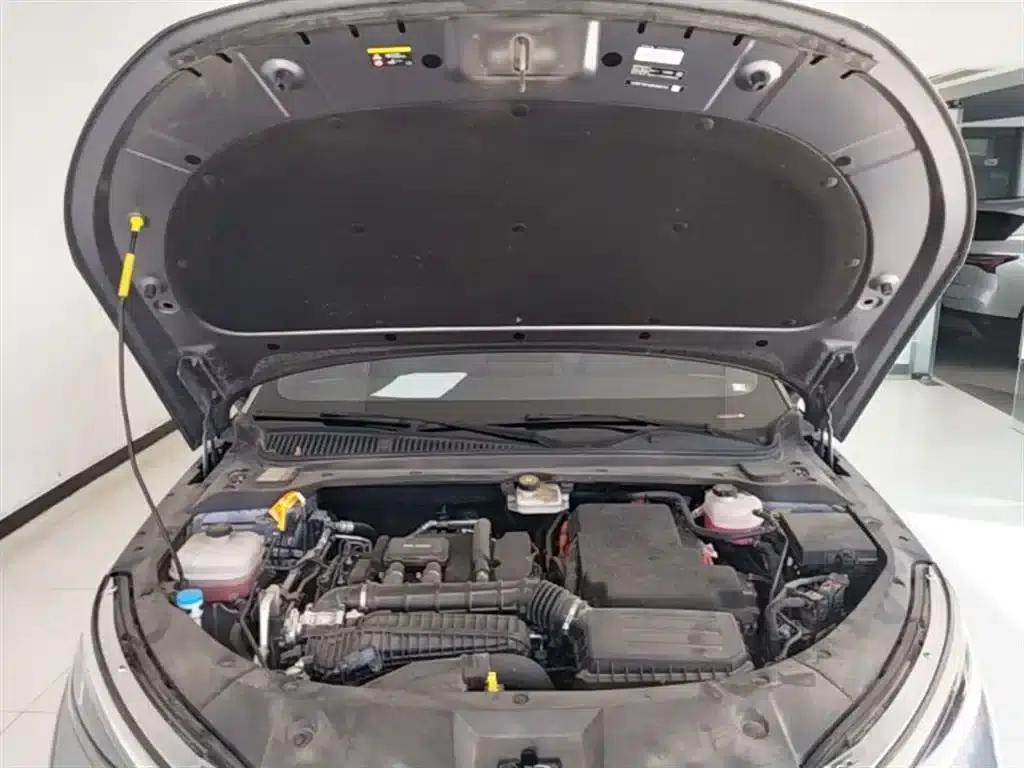 Qin L 2024 DM-i 80KM Leading Edition — миниатюра 20