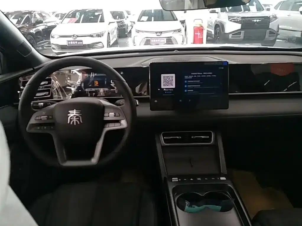 Qin L 2026 DM-i 128KM Progressive Edition — миниатюра 10