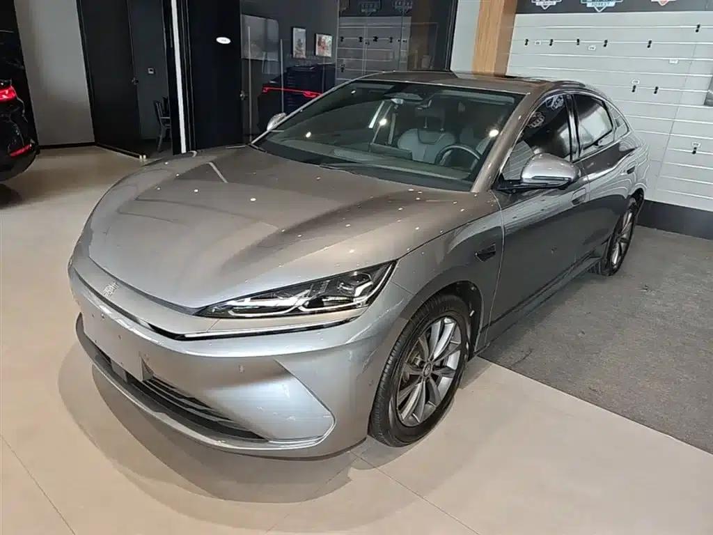 Qin L 2025 EV 545KM Super Edition — миниатюра 1