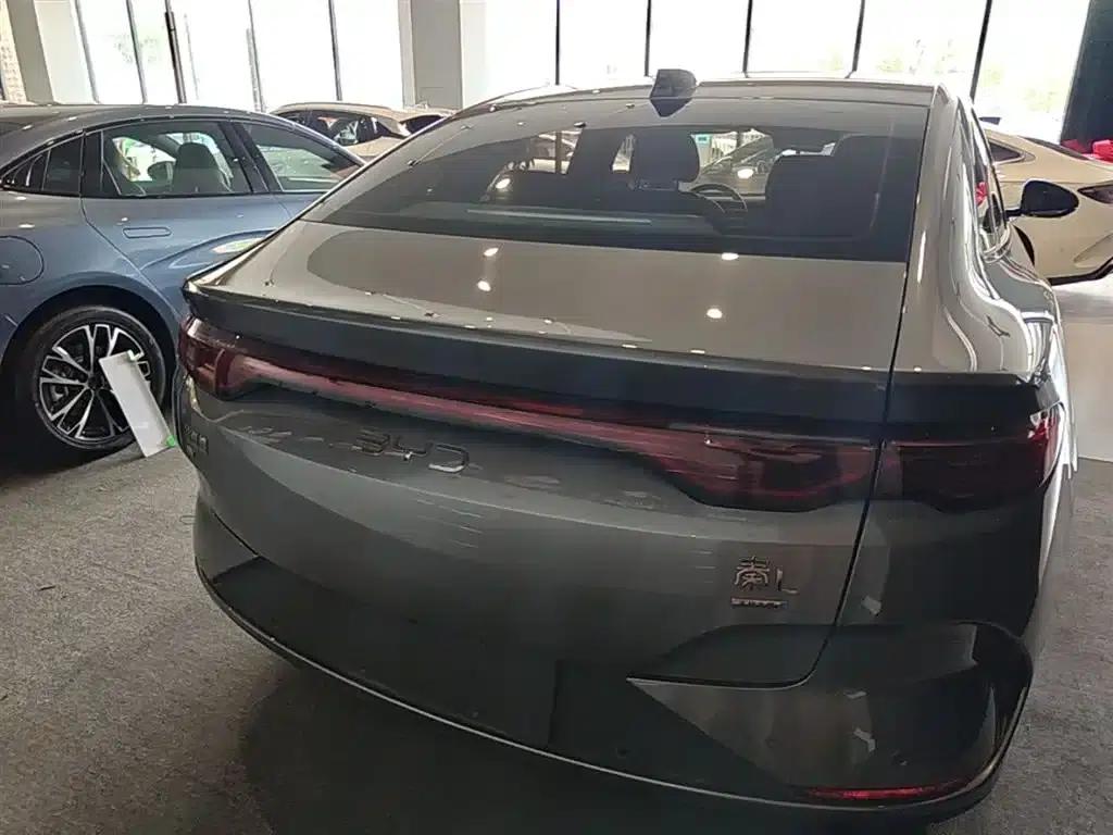Qin L 2025 EV 545KM Super Edition — миниатюра 6