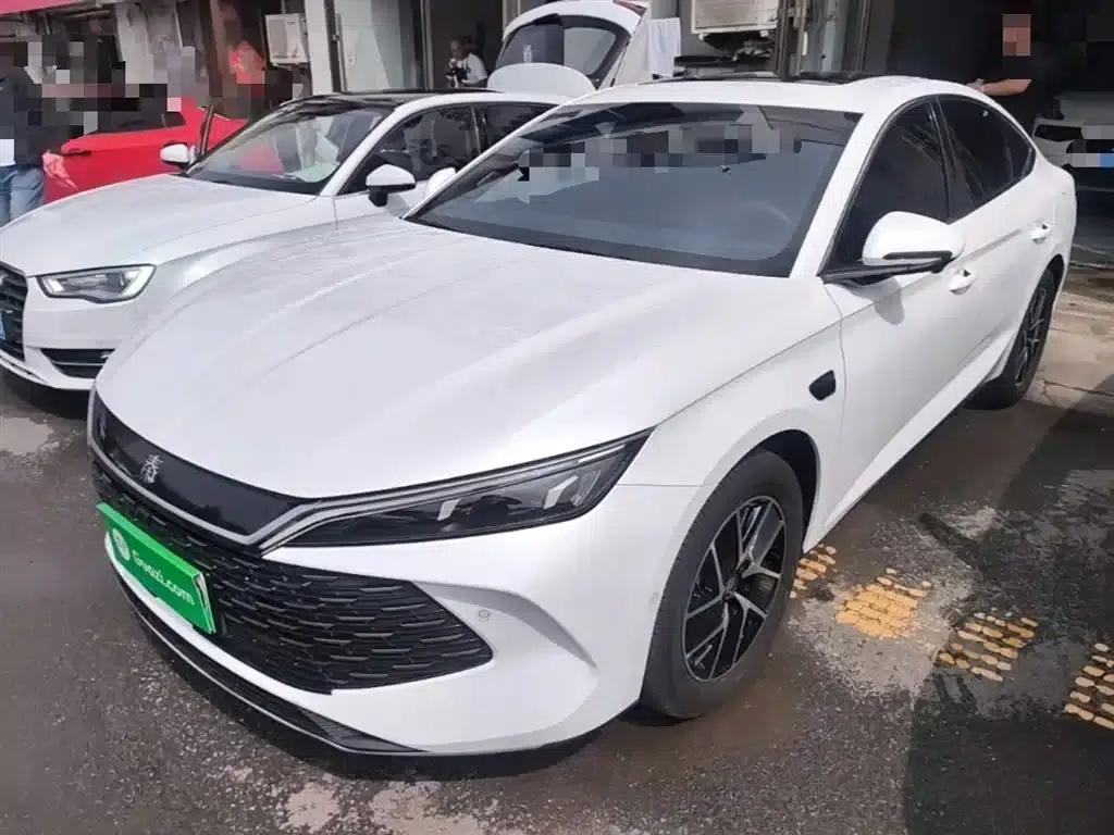 Qin L 2025 DM-i Intelligent Driving Edition 120KM Leading Model — миниатюра 2