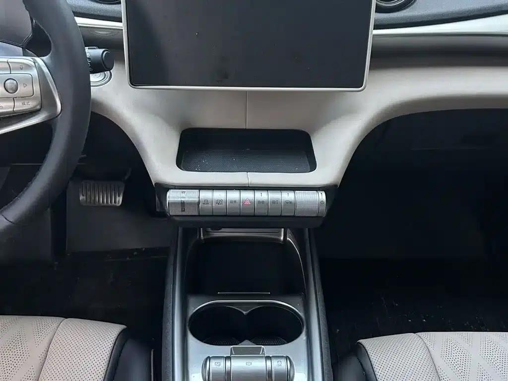 Dolphin 2024 Glory Edition 420km Fashion Edition — миниатюра 6